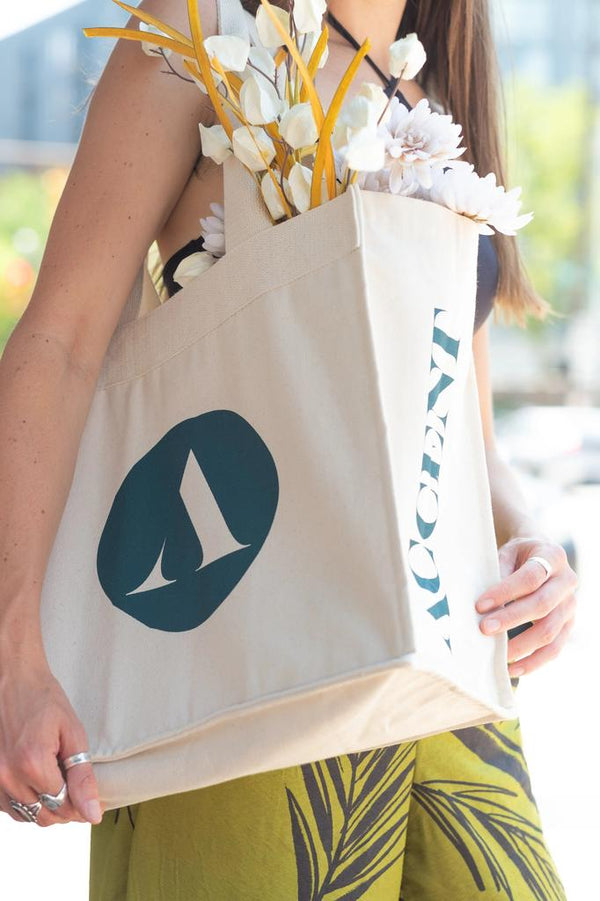 Accent Wine and Grocery Tote-Best Accessories-Accent Wine-Columbus Wine-Wine Shop-Wine Store-Wine Pairing-Wine Gift-Wine Class-Wine Club-Downtown Columbus-Sommelier
