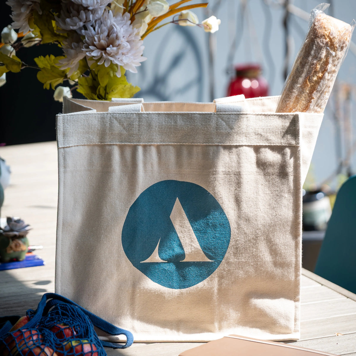 Accent Wine and Grocery Tote